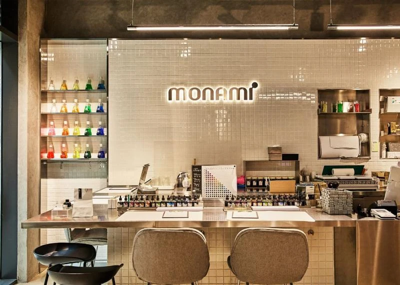 MONAMI圣水店官方实景图三；不是用户预约凭证或实时库存。