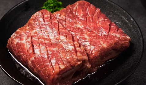 Maple Tree House 官方菜单图：腌牛小排（U.S. Beef，美国牛肉），不能标作韩牛。