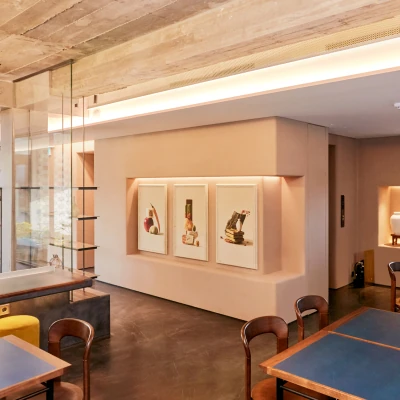 店方北村二楼 Tea Lounge 实景照片；不保证到店可选同一座位。